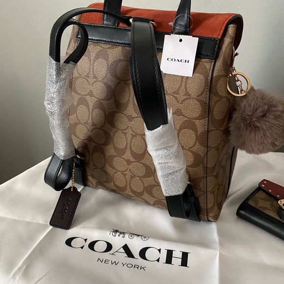 Coach Kleo backpack with matching wallet - Picture 4 of 11